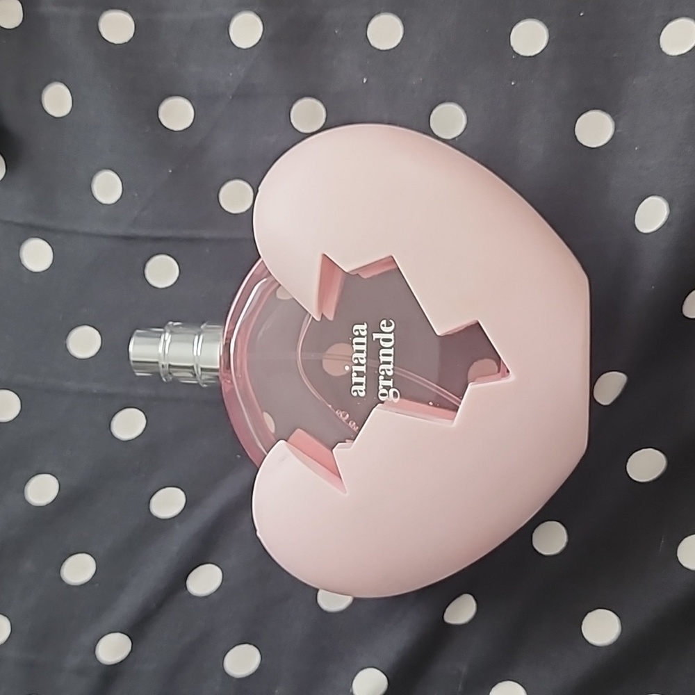 Ariana grande perfume, thank you next